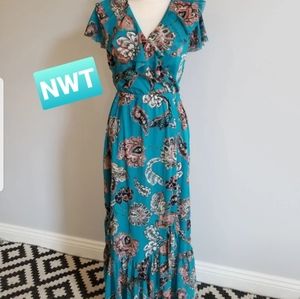 NWT, Apt 9 ladies dress